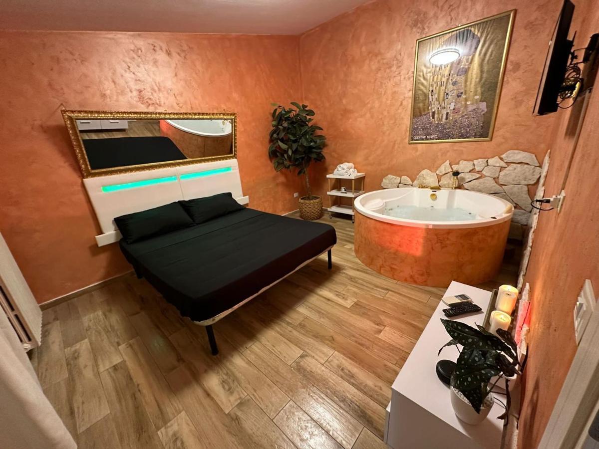Atena Apartments B&B Gold Pescara Eksteriør bilde