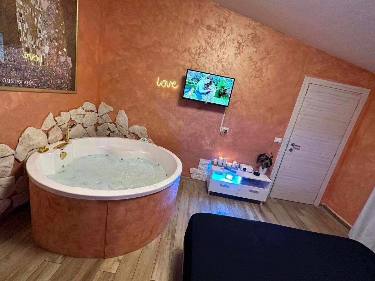 Atena Apartments B&B Gold Pescara Eksteriør bilde